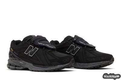 NEW BALANCE 1906R Cordura Pouch Black Мужские (40-45)