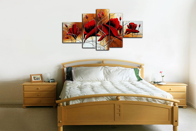 Модульная картина "Красные лепестки"