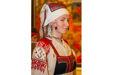 Костюмы Южной Балтики, детали костюма замужней ижорки