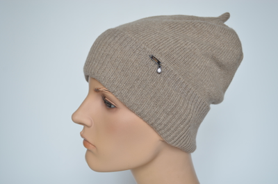 Кашемировая шапка с отворотом