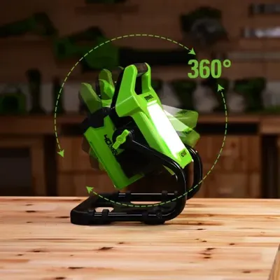 LED-прожектор Greenworks G40WLH с гибридным питанием 40V