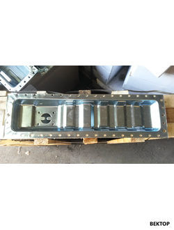 Бак радиатора нижний 150.1301102-4