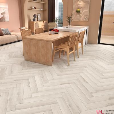 SPC ламинат Alta Step Mirada Дуб Голландский SPC4404 34 класс толщина 4.0 мм с фаской замковый 1.31 м2