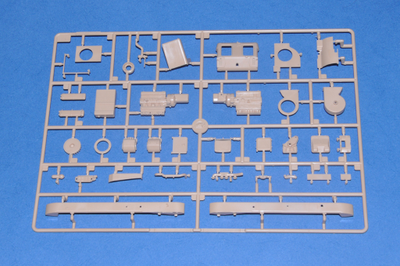 Сборная модель: (Hobby Boss 83806) Французский легкий танк R35