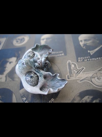 "Сомнус, Гипнотический Кот" необычная брошь по мотивам творчества Тима Бёртона