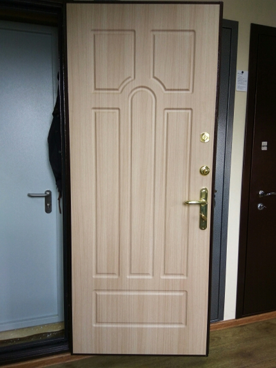 Дверь металлическая с терморазрывом