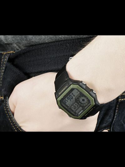 Часы Casio AE-1200WHB-1B