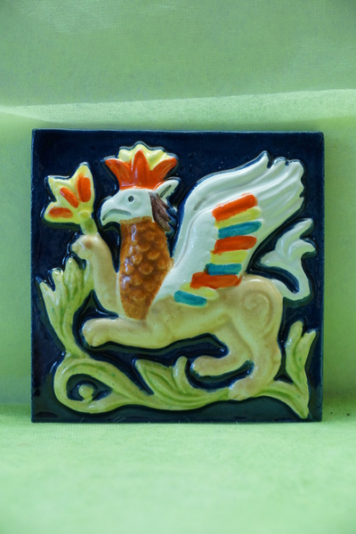 Грифон (изразцовая плитка)