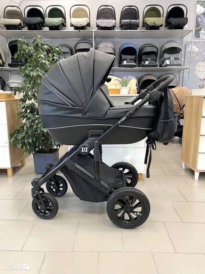 Детская коляска 3 в 1 Farfello Molly Trio Черный (Экокожа)