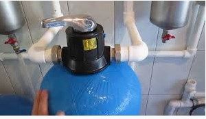 Cистема очистки воды от железа с ручным блоком управления производительностью 500л/ч.
