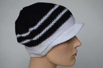 Италия Vizio 5038 кепка женская вязаная белая с черным