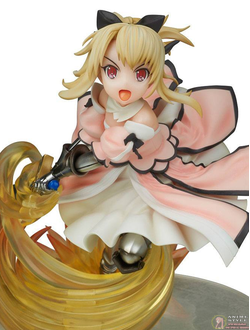 Фигурка 1/7 Иллиясвиль фон Айнцберн (Illyasviel Von Einzbern Saber)