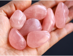 Кварц розовый, галтовка в ассортименте, Намибия (30-40 мм, 21-23 г) №7905