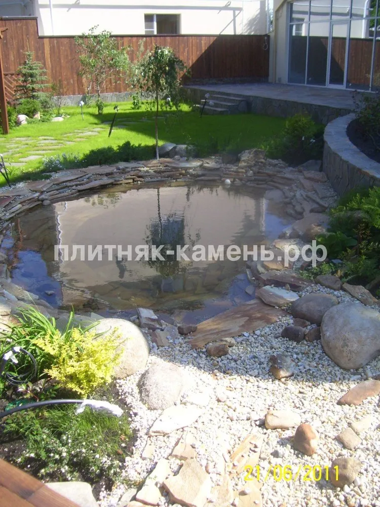 облицовка искусственного водоема натуральным камнем 