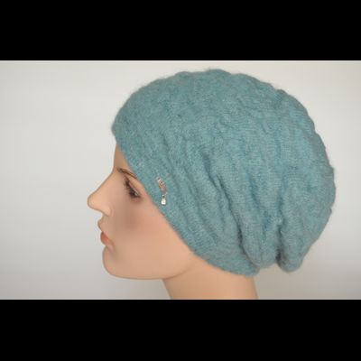 Мятный берет вязаный из мохера и альпака Vizio Италия 6993 с украшениями