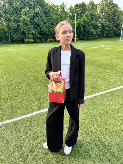 Деревянный бокс с зефирными подсолнухами