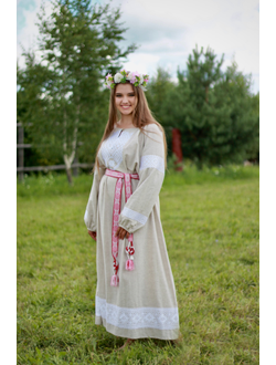 plate-v-slavanskom-stile-makos-svetlaya-2