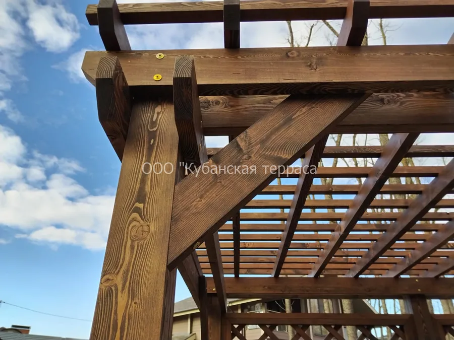 Пергола из лиственницы 3*4 м.