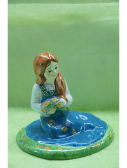 Девочка с венком