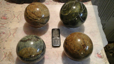 Шары из натурального камня ручной работы