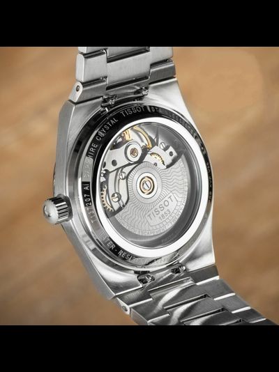 Швейцарские часы Tissot T137.207.11.051.00