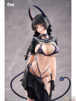 Фигурка 1/6 Президент класса суккубов Рейна (Succubus Class President Reina)