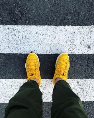 Кроссовки FILA DISRUPTOR 2 Желто-белые женские