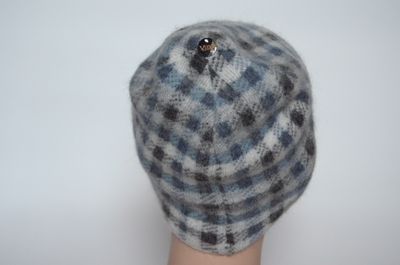 Вязаная шапка в клетку для женщин Италия Вицио фото