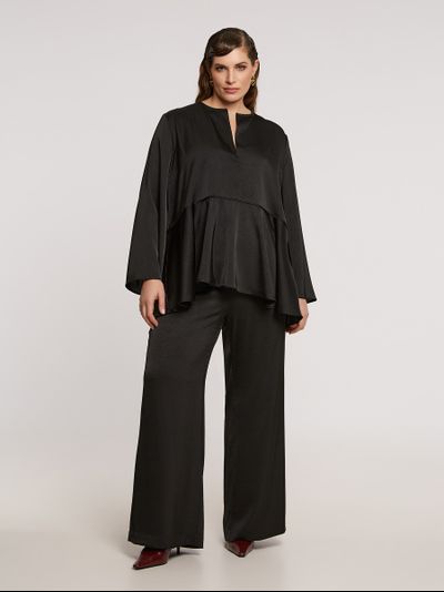 Блуза нарядная черная