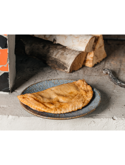 Чебурек с фермерским мясом (120 г)