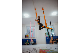 занятие в гамаках 4