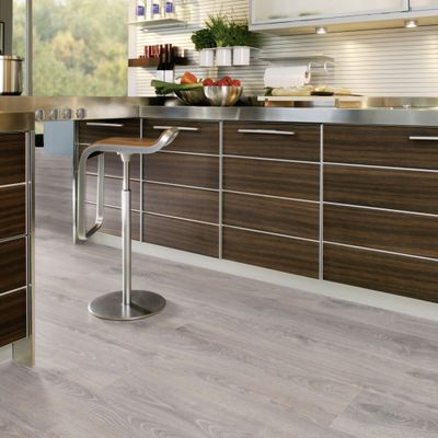 Ламинат Wineo Дуб Норвегия серебряный LA222XXLV4