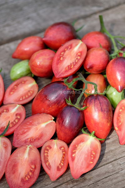 Томат Загадка Клубничного Водопада