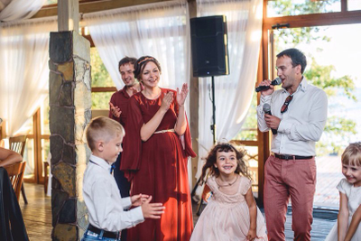 ВЕДУЩИЙ АНДРЕЙ