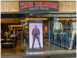 Интерьерный экран в витрину с шагом пикселя Р5 мм., размер 1 х 3 м.