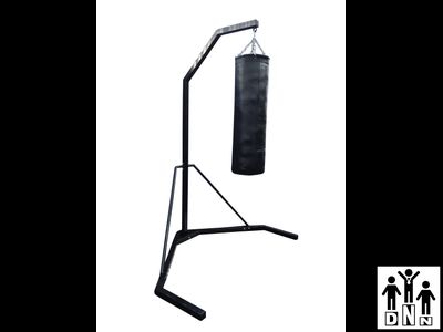 Стойка угловая для боксерского мешка весом до 90 кг