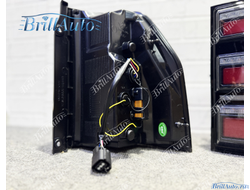 Задние фонари Mitsubishi Pajero 4 06-22 темные