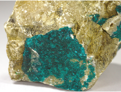 Диоптаз на породе