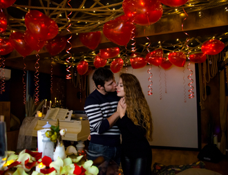 Свидание "8 марта"