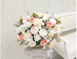 Популярная Композиция из искусственных цветов в кашпо № КВВ037/Купить в Москве для украшения