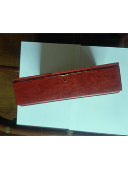 Киот деревянный с багетной рамой "под золото" для иконы формата 13х16см.