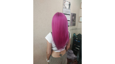 Наращивание и цветное окрашивание волос в ярко лиловый цвет фото и работа мастерской Ксении Грининой Краснодар