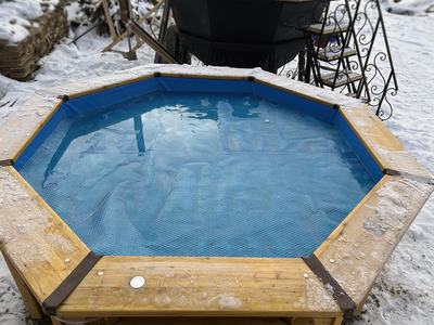 Купель джакузи с подогревом с гидромассажем 200 х 200 см, с техническим помещение и со ступенями