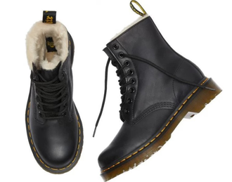 Dr Martens 1460 Serena Black Winter