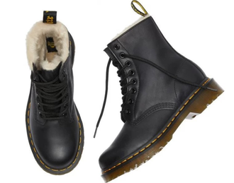 Ботинки Dr Martens 1460 Serena Black Winter