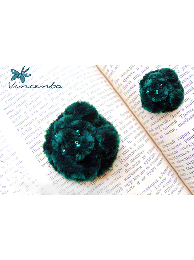 Пушистая брошь &quot;Кусочек волшебного леса&quot;