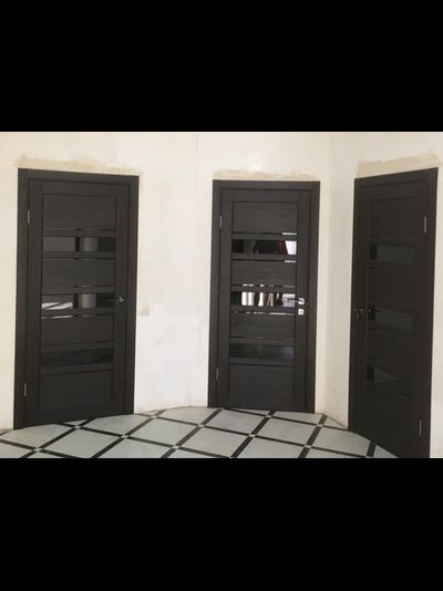 ТУЛЬСКИЕ ДВЕРИ. НЕАПОЛЬ 604. ВЕНГЕ/ LACOBEL BLACK