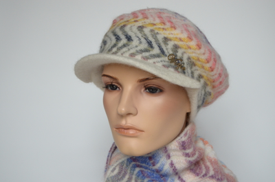 Vizio Италия 5856 W кепка разноцветная и шарф хомут