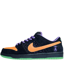 Nike SB Dunk Low Night of Mischief