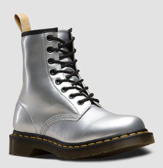 Ботинки Dr. Martens Vegan 1460 Metallic Chrome Paint Silver женские в Саратове